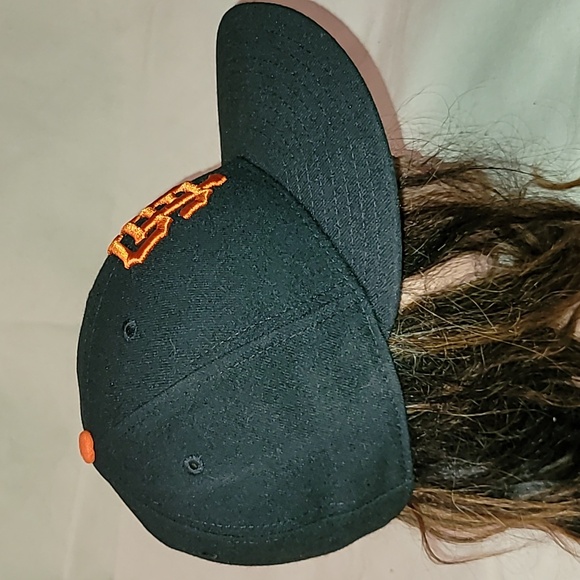 Vintage. Made in USA. San Francisco Giants. MLBPA. New Era fitted size 6 7/8 - Picture 5 of 14